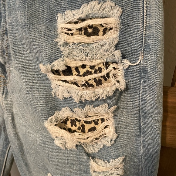 A5 - 253 JBD just black denim leopard pocket distressed jeans size 27 - Picture 13 of 16